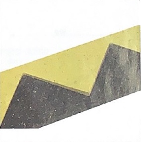 PLASTICO ZIG-ZAG 1.22 M AMARILLO/NEGRO (2 TIRAS)