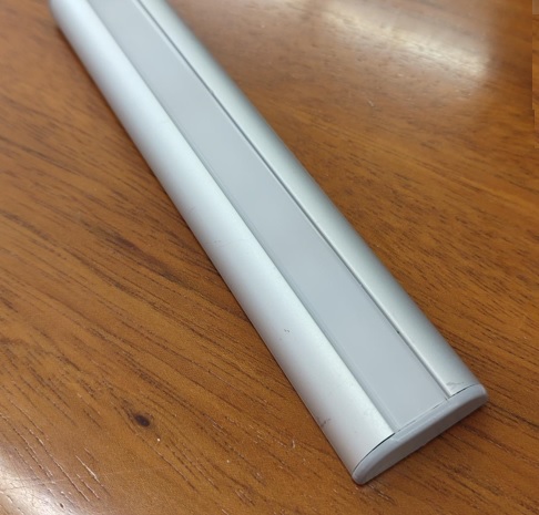LUZ PERFIL INTERIOR BLANCO 24V 210MM